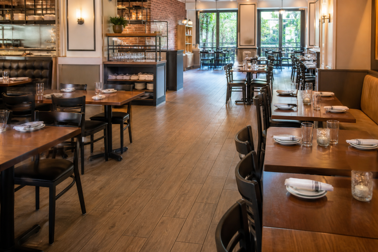Restaurant Table Turnover Layout Without Crowding
